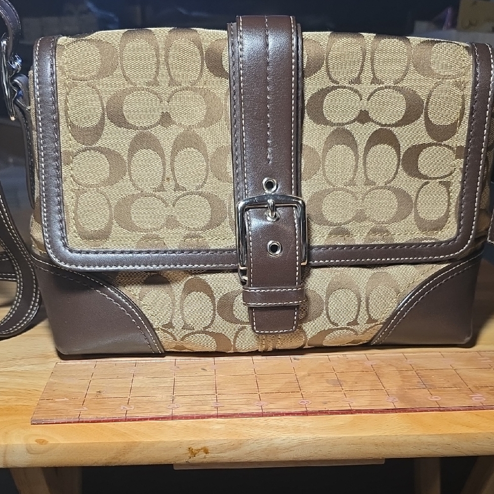 Coach Brown and Tan Shoulder Bag With Strap